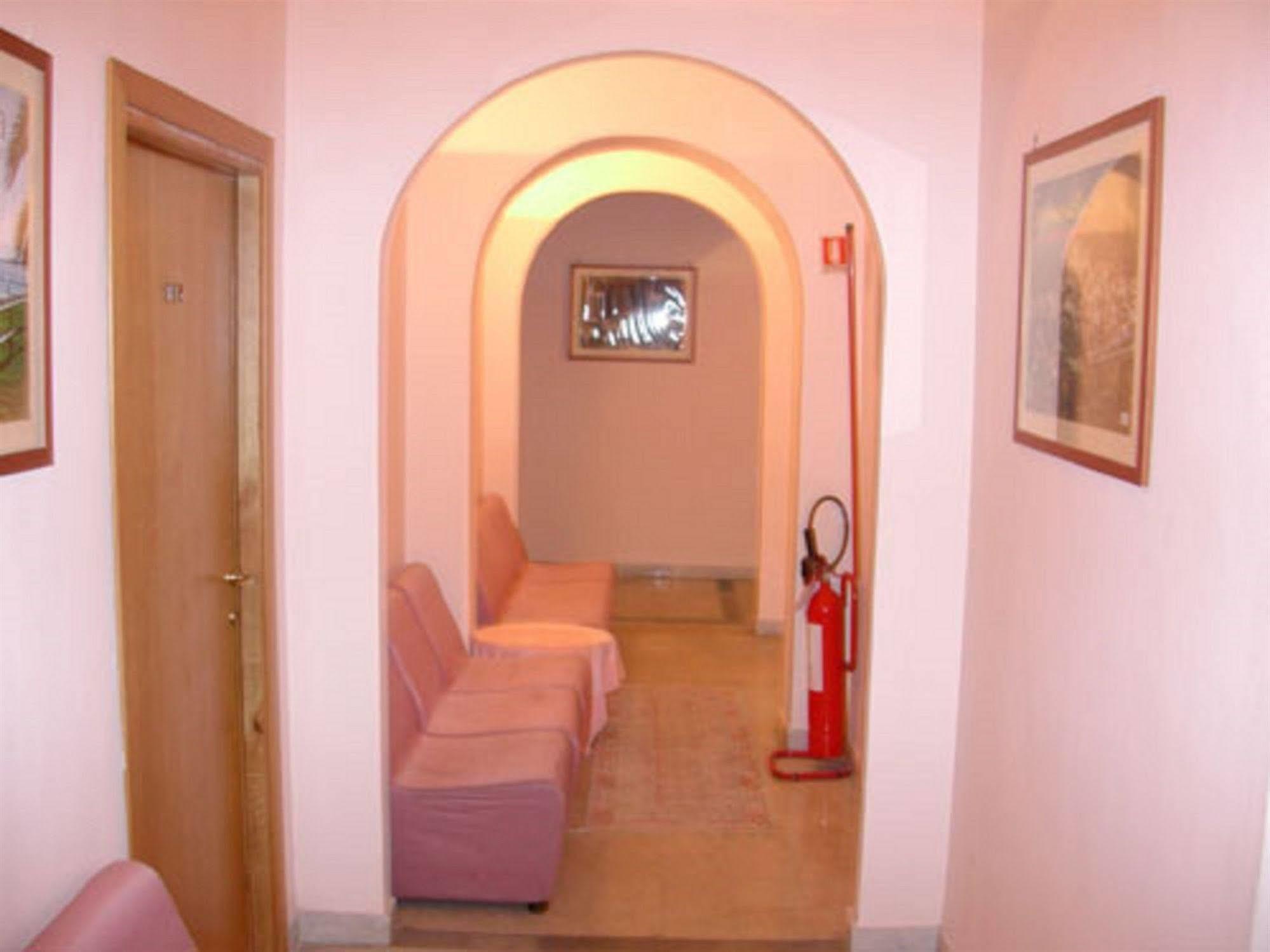 Albergo Bellavista Latina Luaran gambar